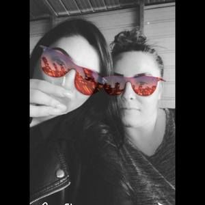 Meet your Posher, Briana